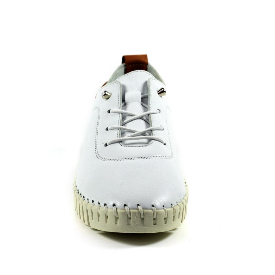 Lunar Lunar | Flamborough Leather Shoe | White | Trainers