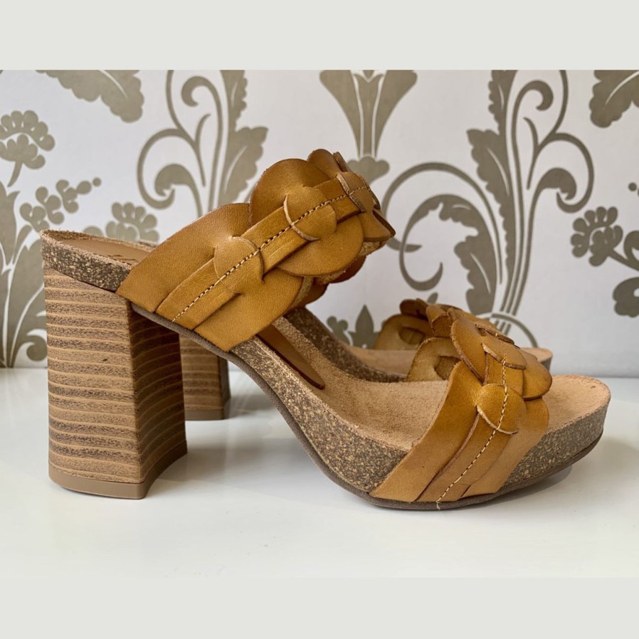 Yokono Yokono Heeled Mule | Caracas 076 | Mustard | Heeled Sandals